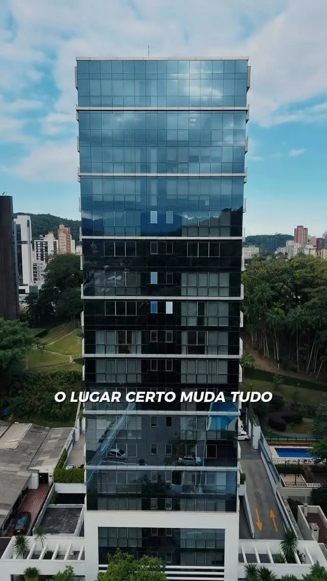 Edifício onde fica a Clínica Grein, em Joinville